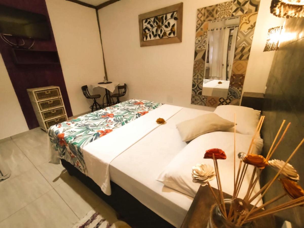 Chale De Charme Mandomai - Suites Com Cozinha Compacta, Suites Com Cooktop E Chale Com Cozinha อิลญาเบลา ภายนอก รูปภาพ